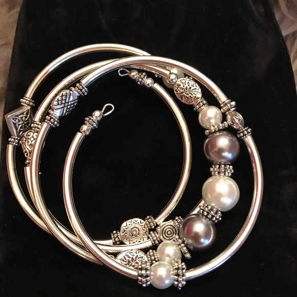 Fresh water pearl bracelet - Picture 4 of 4